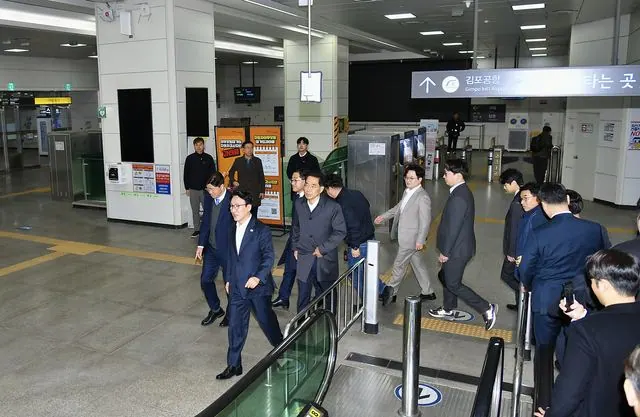 김포, 서울5호선 예타 통과 건의…골드라인 혼잡 점검 사진 2