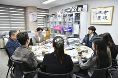 김포시 청렴 팝업 카페, 직원 6명과 AI 행정혁신 논의