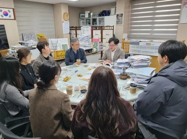 김포시 청렴 팝업 카페, 직원 6명과 AI 행정혁신 논의 사진 1