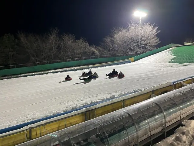 야간개장 운영 모습