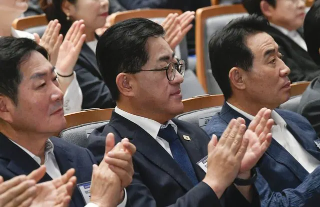 이기형 김포시장, 명예교권보호전담관 위촉 사진 3