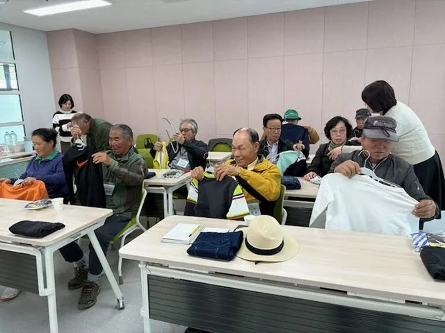 김포 주거취약계층 정리수납·집수리 교실 마무리 사진 1