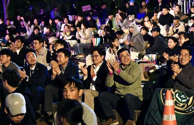 김포 라베니체 축제, 12만명 몰려 역대 최다 인파 사진 2