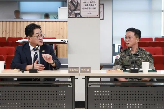 이기형 김포시장, 관내 군부대 잇단 방문…군·관 협력체 강화 사진 2