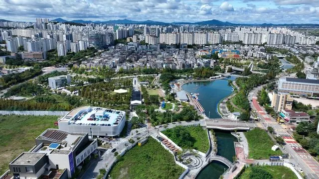 김포 독서대전 사흘간 7만명…큐알 예매 전국 첫 도입 사진 4