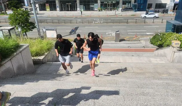 김포시청 태권도선수단이 부산에서 전지훈련을 진행하고 있다.