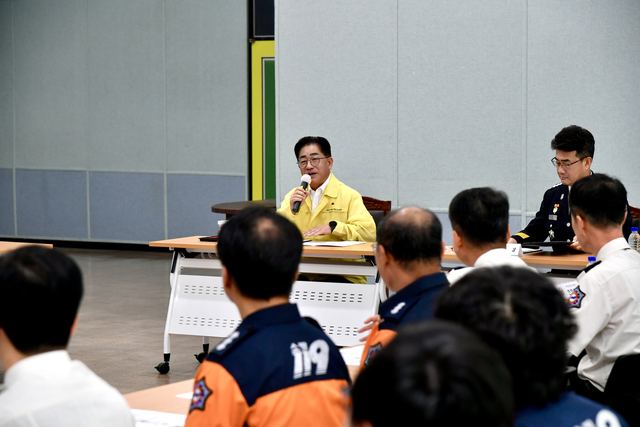 김포시장 이기형, 소방·경찰·세무서 방문…구래동 파출소 신설 제안 사진 3