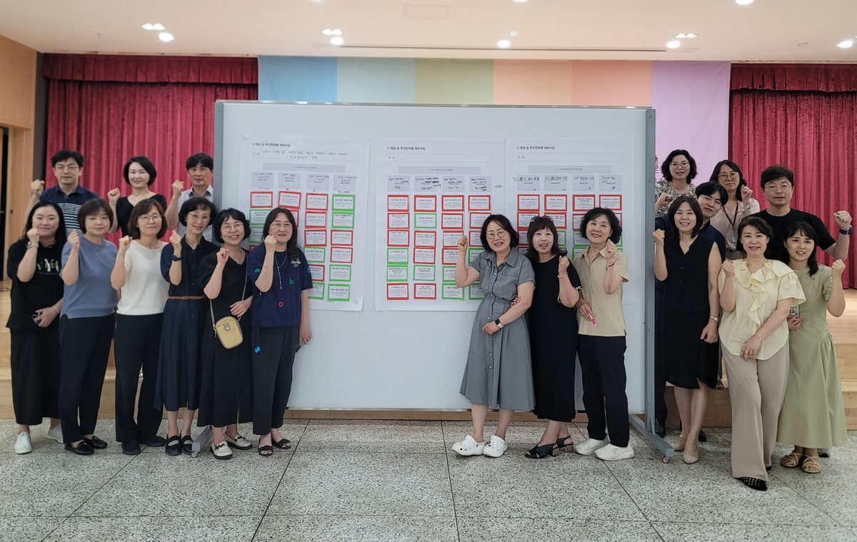 김포시가 지난 31일 시청 대회의실에서 지역사회보장계획의 전략체계를 마련하기 위한 제2차 추진단 실무반 회의를 개최했다.