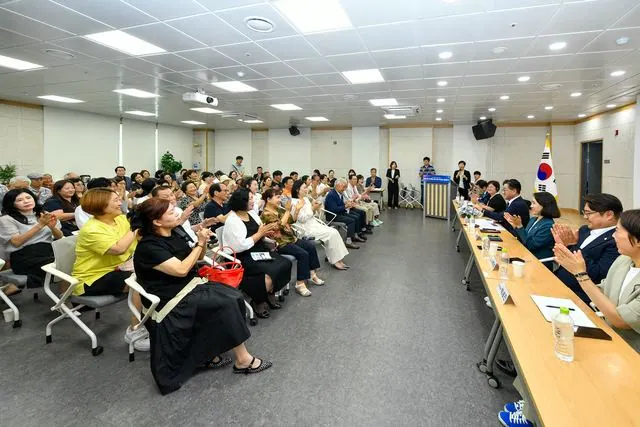 김포시장 14개 읍면동 순회 마무리…민원 124건 접수 사진 4