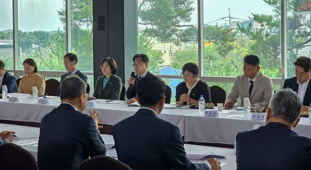 김포시, 상공회의소와 기업지원 간담회…경제여건 대응 논의 사진 1