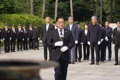 김포시장 이기형, 현충탑 참배로 7월1일 업무 시작