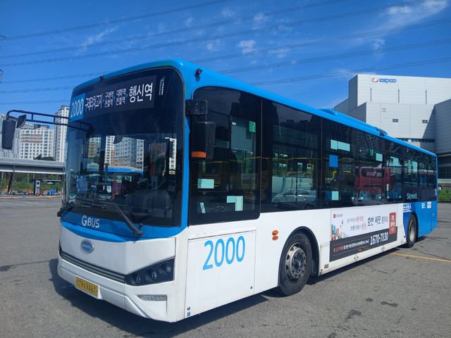 2000번 버스