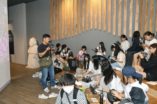 교과서 밖 역사...김포 장릉, 초등학생 탐방 시작 사진 1