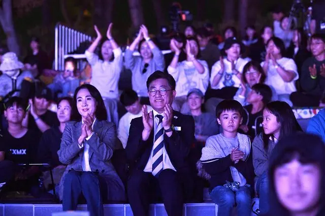 김포 라베니체 가을 축제 17일 열려, 인파로 상권 붐벼 사진 1