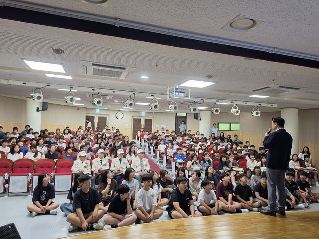 김포 고촌초, 6·25참전유공자가 들려주는 역사교육 사진 1