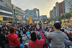 김포 구래동 문화의 거리, 연등 조형물 5월25일까지 전시