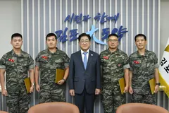 김포시, 모내기 도운 해병대 장병 4명 표창