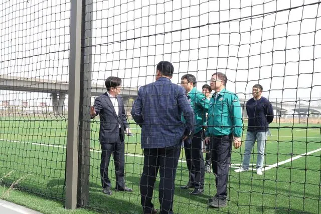김포 신곡축구장 6월 개장 목표…진입로 공사 현장 점검 사진 3