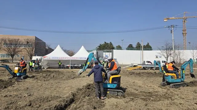 김포시농업기술센터, 농기계 안전교육 148명 수료 사진 1