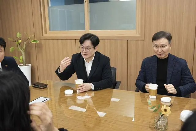 김포 모담초·중 통학로, 1차로→2차로 확장 개통 사진 4
